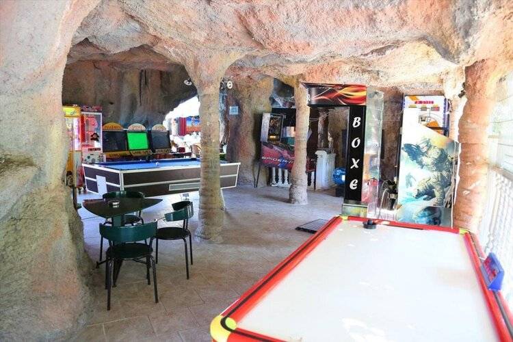 Grand Aquarium