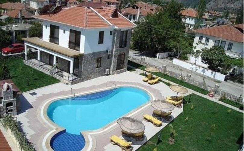 Iztuzu Exclusive