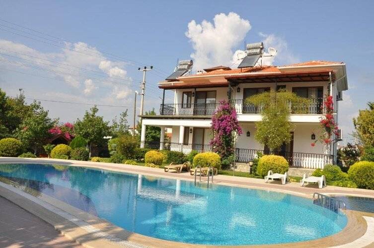 Iztuzu Exclusive