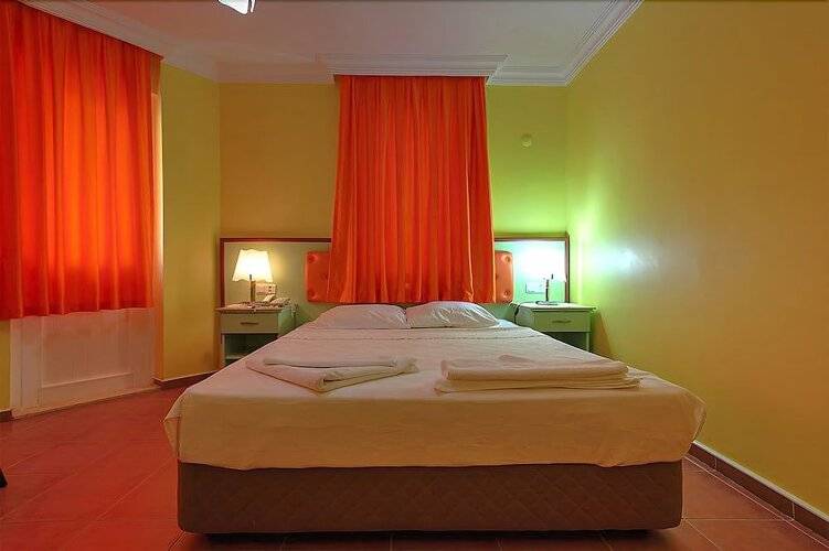 Mandalinn Hotel