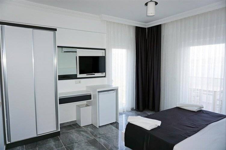 Blue Island Luxury Hotel (Adults Only 17+)