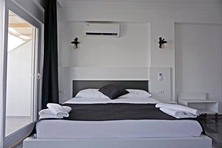 Blue Island Luxury Hotel (Adults Only 17+)