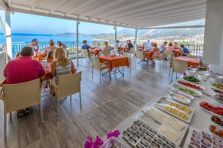 Defne Hotel