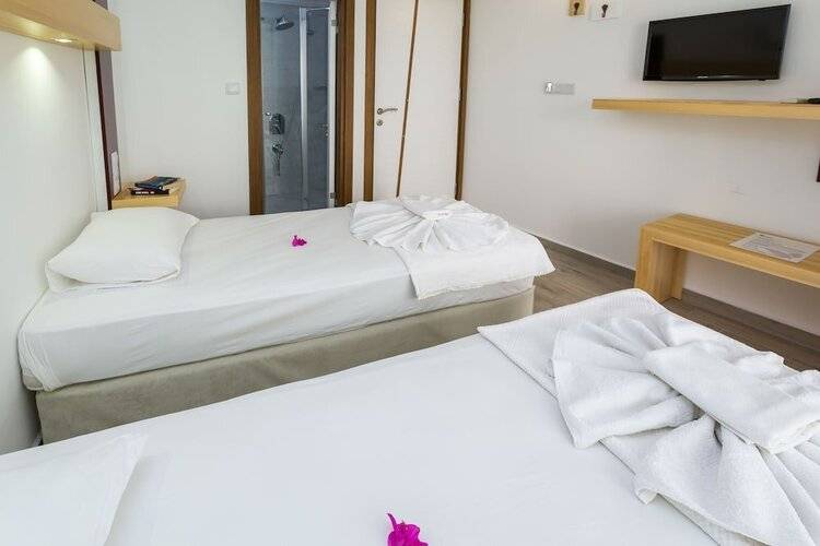 Defne Hotel