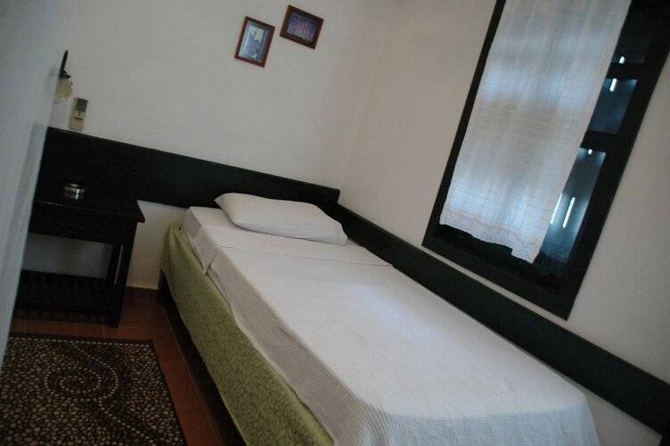 Arpia Hotel