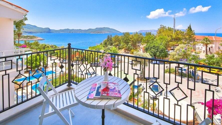 Lale Hotel
