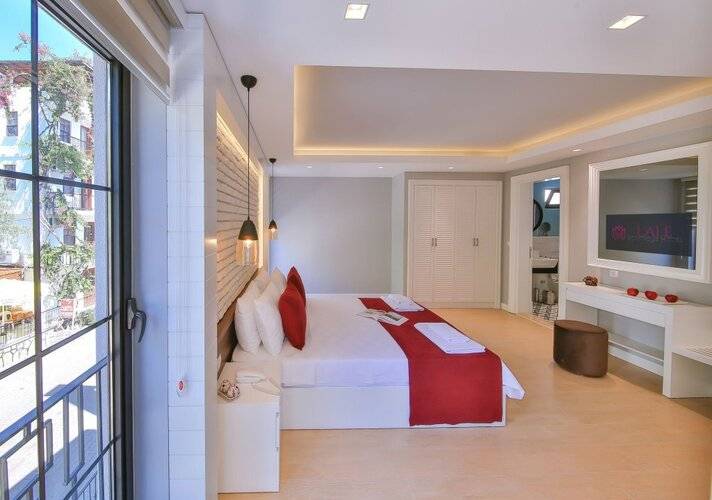 Lale Hotel