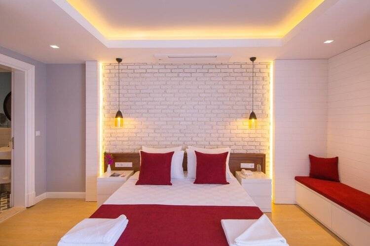 Lale Hotel