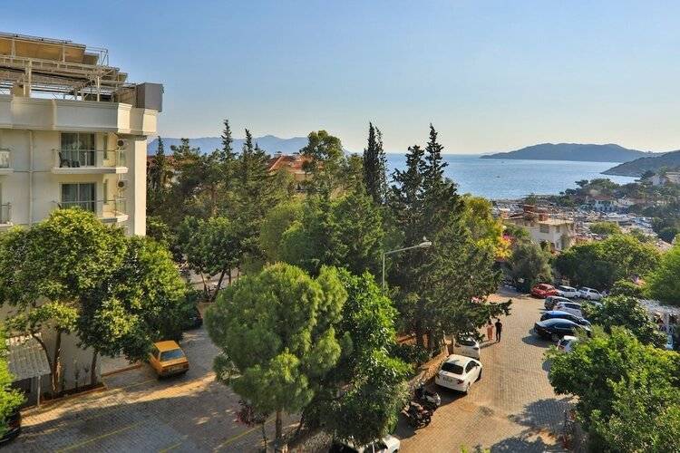 Lora Kas Otel