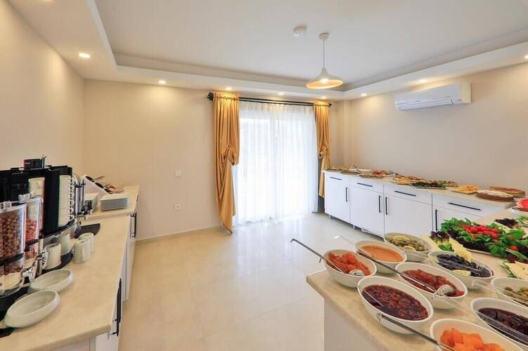 Lora Kas Otel