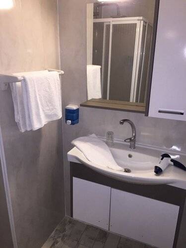 Akman Hotel