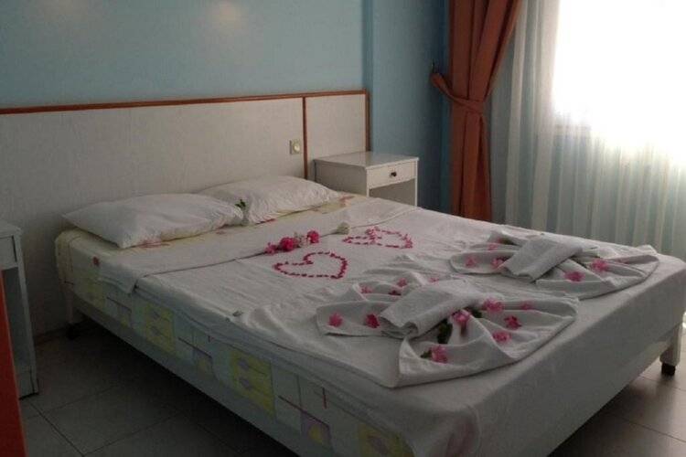 Golden Moon Apart Hotel
