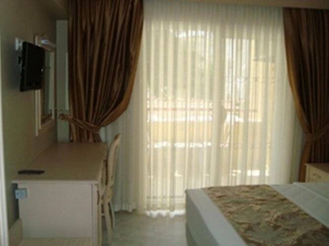 Golden Moon Apart Hotel
