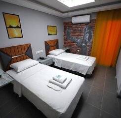 $item['hotel']['name']