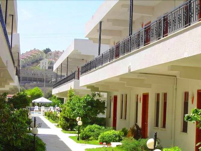 The Palm Club Apart Otel