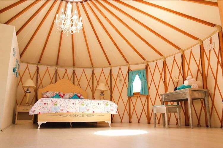 Yol Glamping Hotel Retreat Center