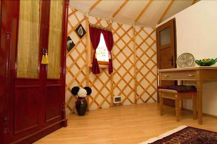 Yol Glamping Hotel Retreat Center