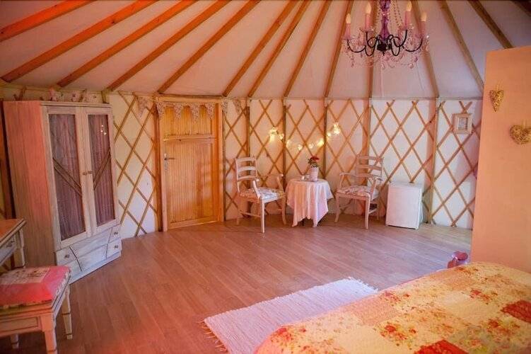 Yol Glamping Hotel Retreat Center