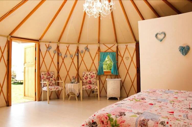Yol Glamping Hotel Retreat Center