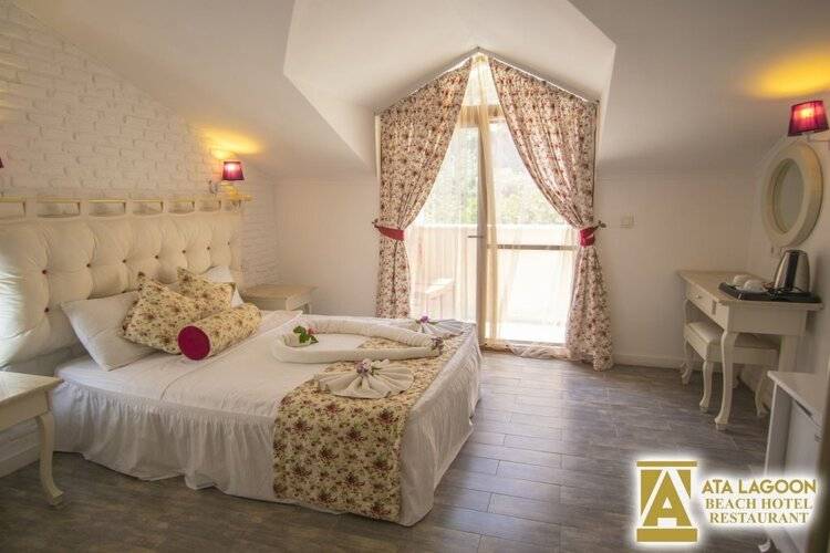 Ata Lagoon Beach Hotel