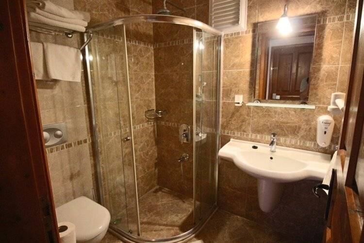 Saray Hotel