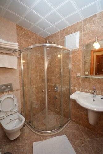 Saray Hotel