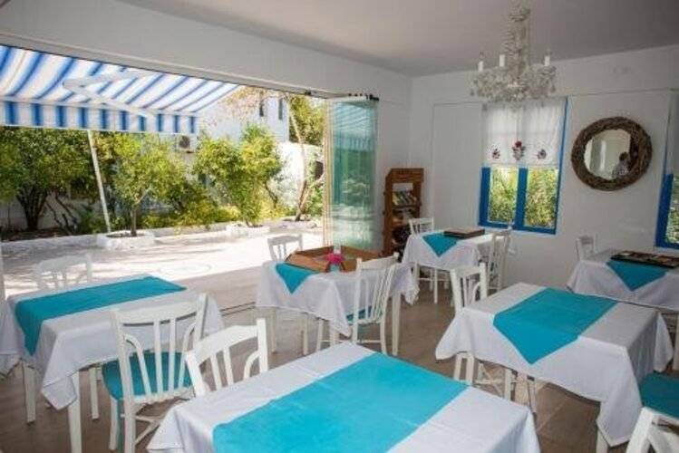 Esmana Otel