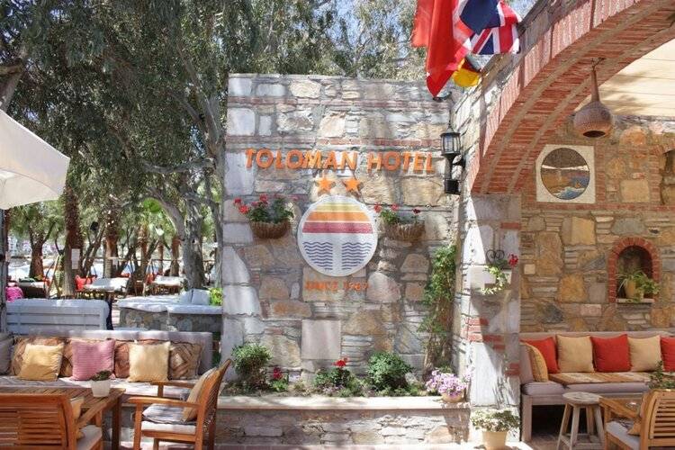 Toloman Hotel & Apartments