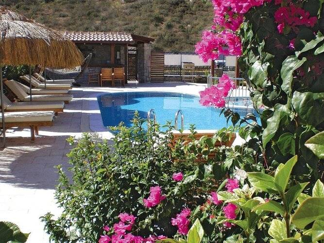 Villanaz Apart Hotel