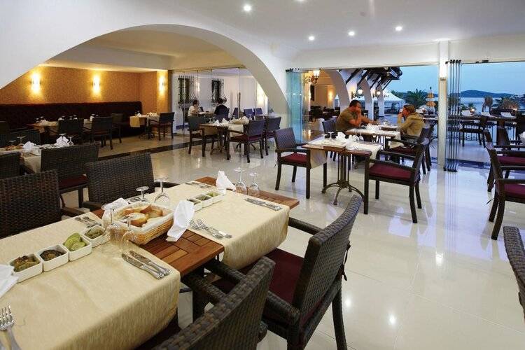 Sah Hotel
