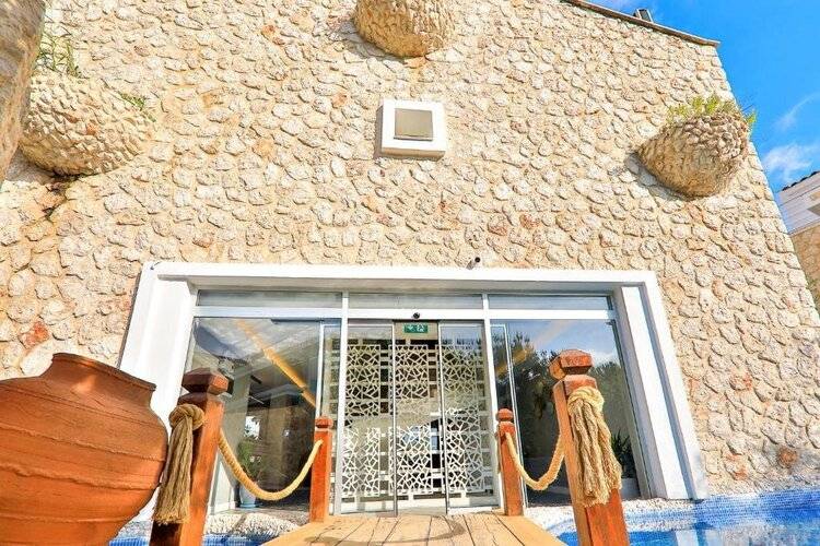 Kalkan Saray Suites (Adults Only 15+)