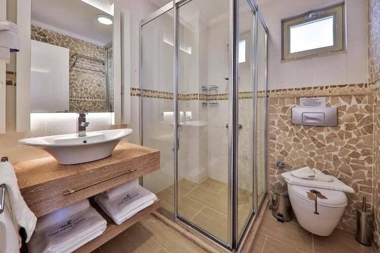 Kalkan Saray Suites (Adults Only 15+)