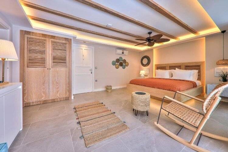 Kalkan Saray Suites (Adults Only 15+)