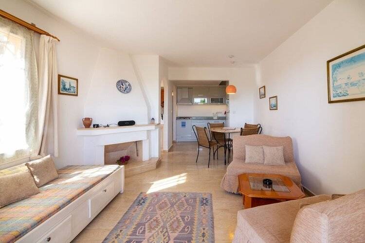 Korsan Apartments