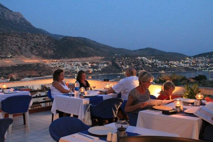 Lizo Hotel