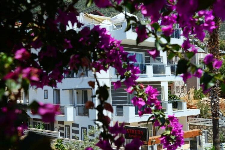 Neruda Pension