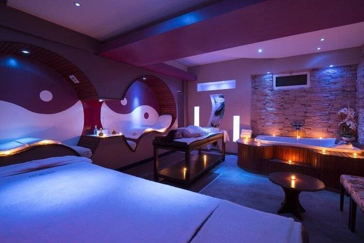 Lycus River Thermal Hotel