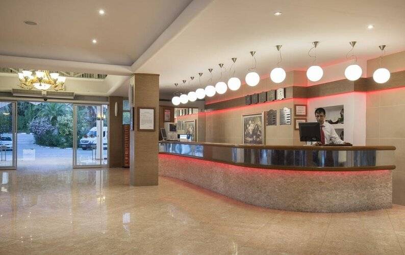 Lycus River Thermal Hotel