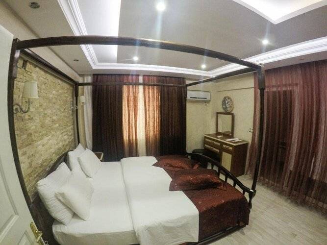 Melrose House Hotel