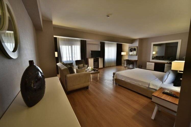 North Point Hotel