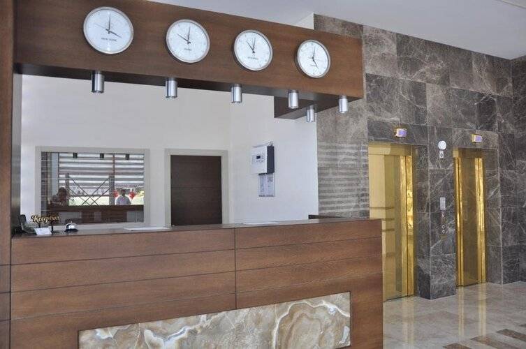 Grand Itimat Hotel