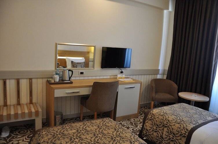 Grand Itimat Hotel