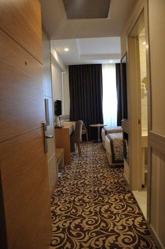 Grand Itimat Hotel