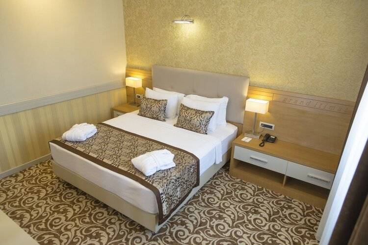 Grand Itimat Hotel