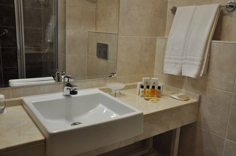 Grand Itimat Hotel