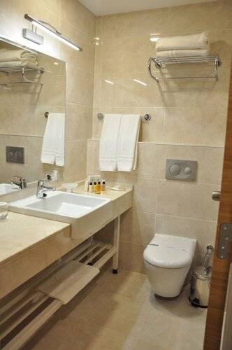 Grand Itimat Hotel