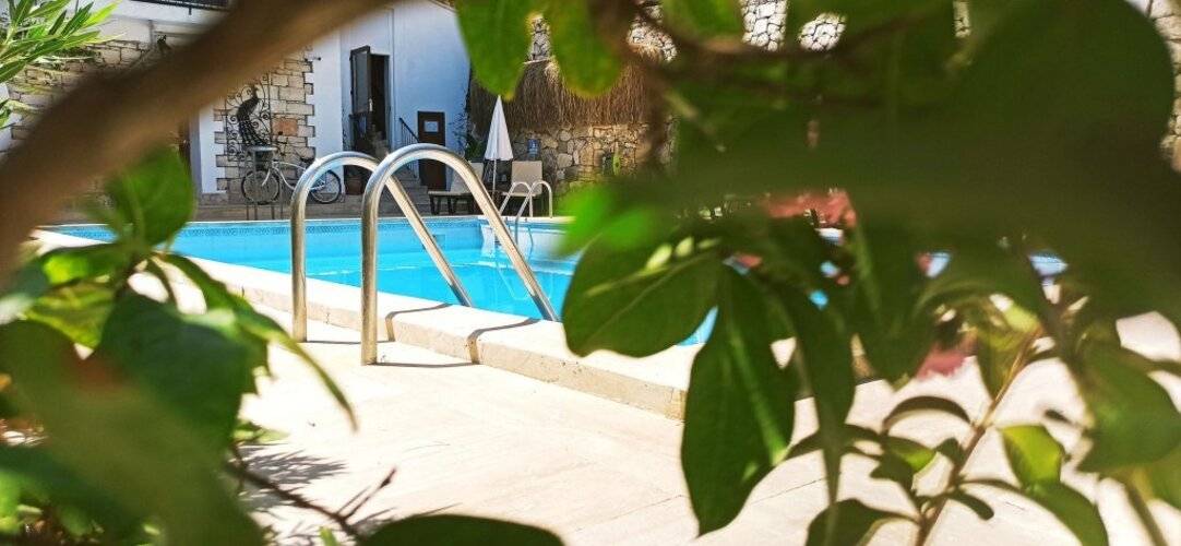 Adrasan Eviniz Inci Otel