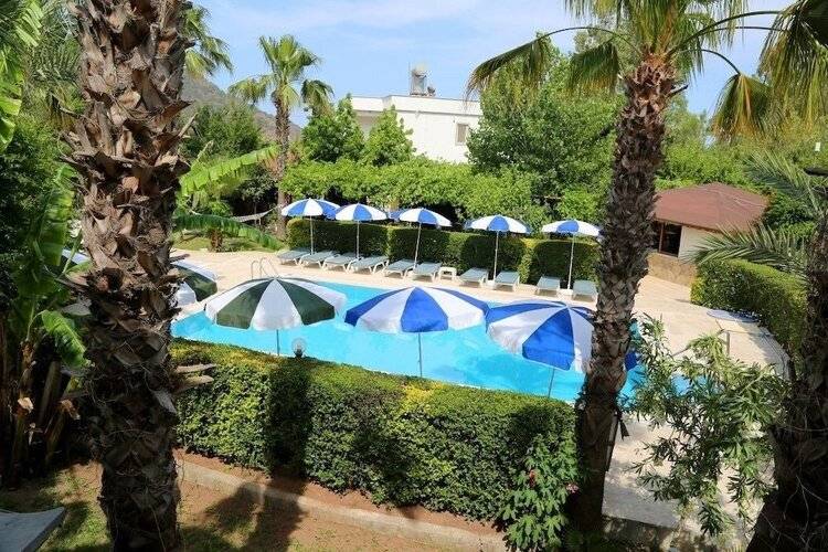 Arkadas Otel
