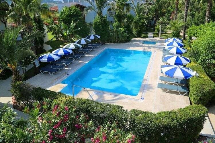 Arkadas Otel