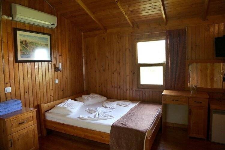 Arkadas Otel